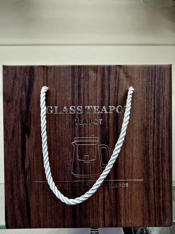جعبه محصول با طراحی چوبی و نوشته Glass Teapot