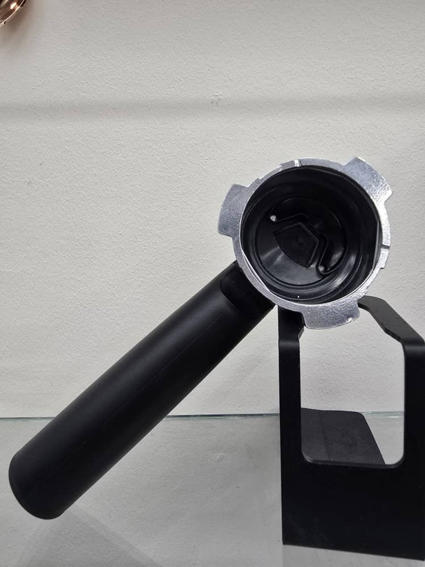 پرتافیلتر اسپرسوساز بدون بسکت با دسته مشکی