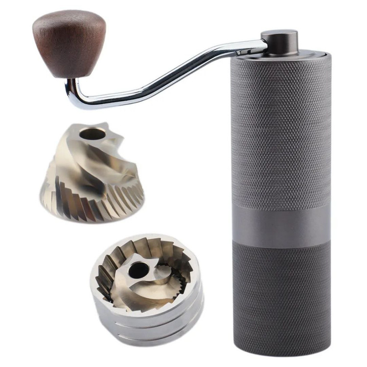 آسیاب قهوه نقره ای با تیغه فولادی ضدزنگ و دسته چوبی
