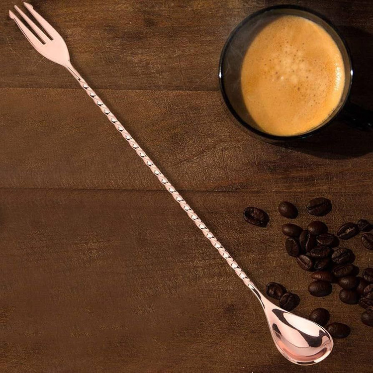 قاشق بلند دوسر بایک سر قاشق و یک سرچنگال رنگ رزگلد کنار اسپرسو