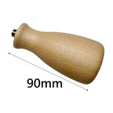 نمایش کامل 4 پرتافیلتر اسپرسوساز ۵۱ میلیمتری دوناودونی در کنار استند چوبی