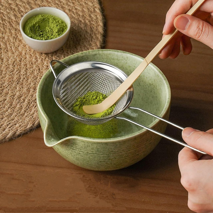 ست ۷ تکه ماچا بامبو ژاپنی شامل کاسه ، همزن ، قاشق ، الک و لوازم سنتی تهیه چای ماچا رنگ سبز